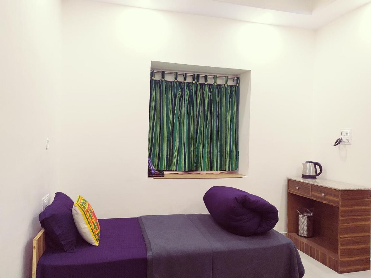 Shimla Gypsy - Home Stay Экстерьер фото